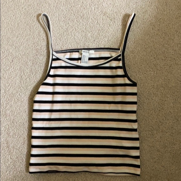 Striped crop top - Picture 1 of 3